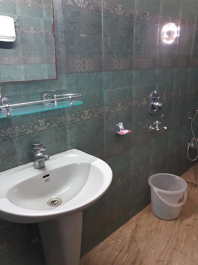 Hotel Lifestyle Sziliguri Kültér fotó
